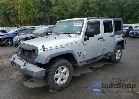 2008 Jeep Wrangler Unlimited X z USA, uszkodzony, nr VIN 1J4GA39158L505254